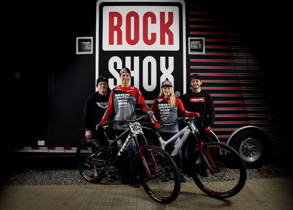 Vali Höll And Lucas Cruz Join Sram/Tld Racing Featured Image