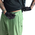 Drift Short Shell Solid Glass Green