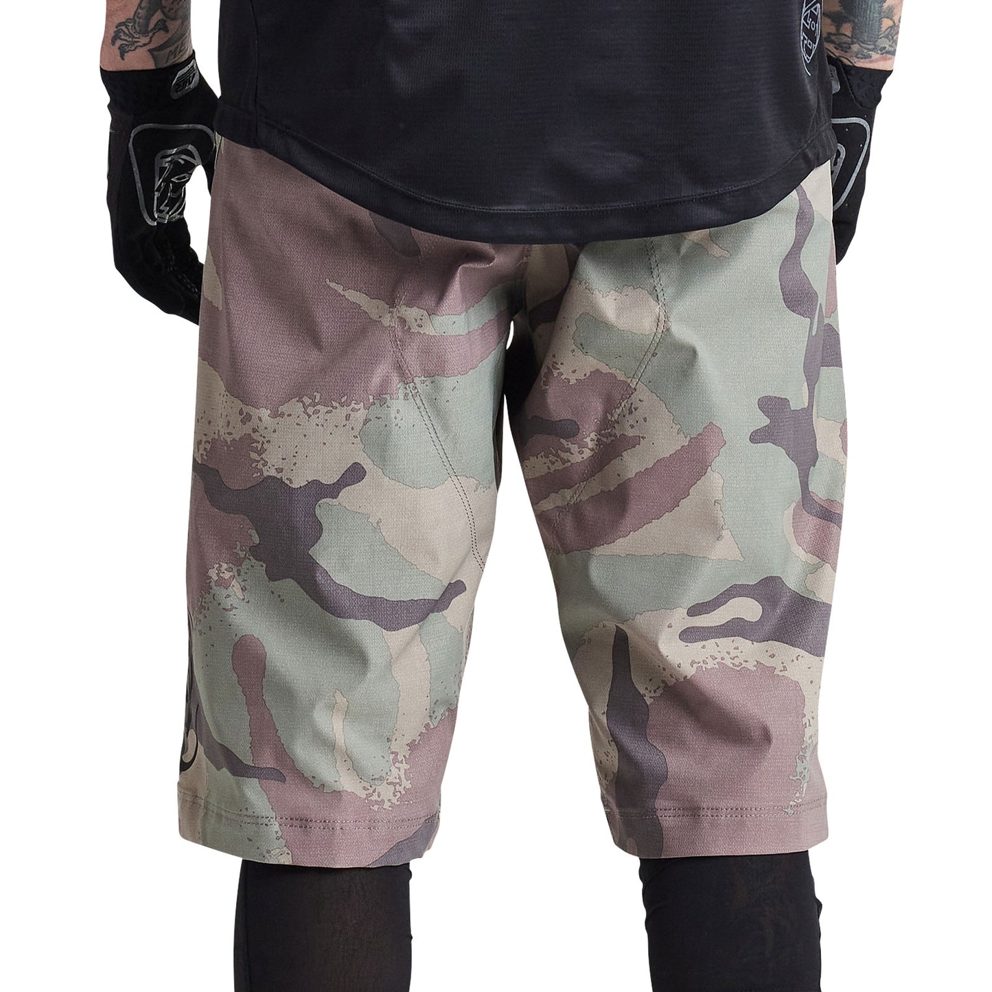 Short Flowline avec doublure camouflage Woodland