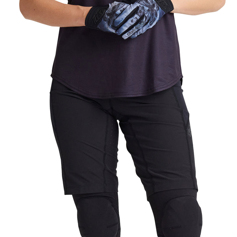 Womens Luxe Short No Liner Solid Black