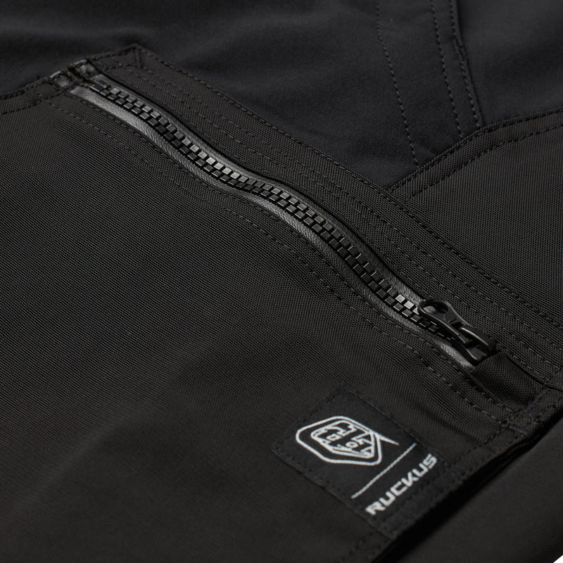 Ruckus Cargo Pant Mono Black