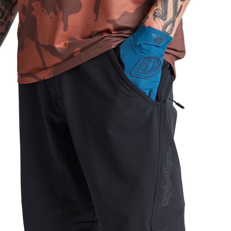 Skyline Short Shell Mono Black