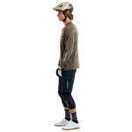 T-shirt à manches longues Skyline Ride Worldwide Caper