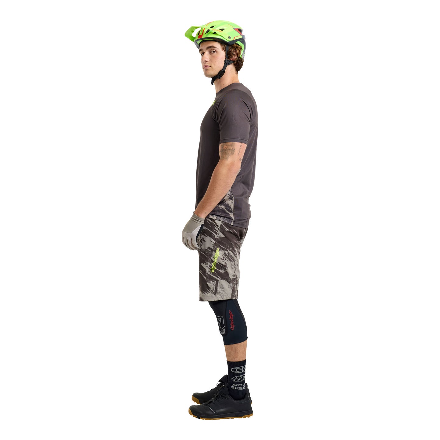 Skyline Short Shell Elemental Dark Earth