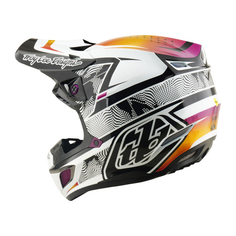 SE5 Composite Helmet Lined up Black