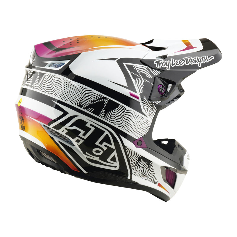 SE5 Composite Helmet Lined up Black