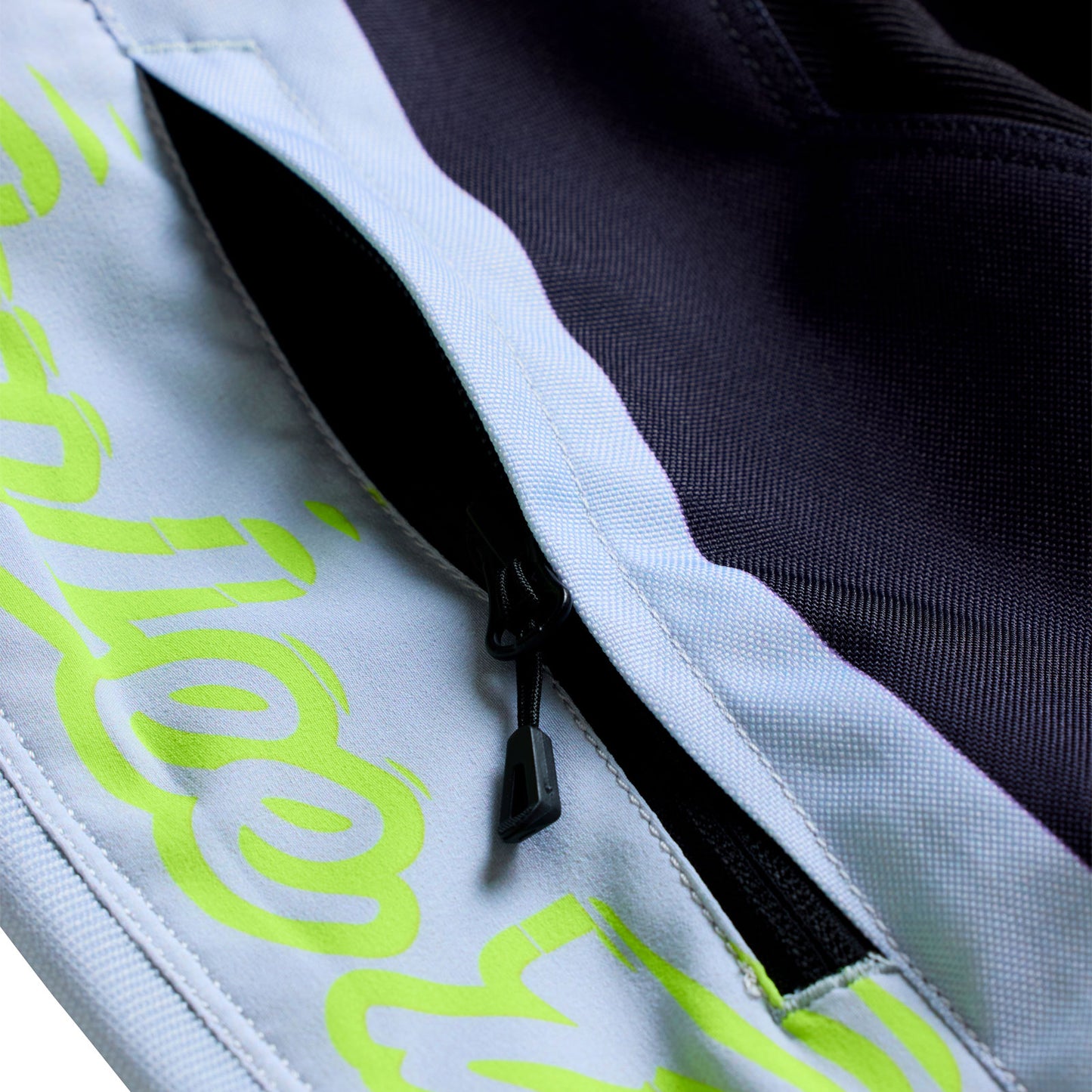 GP Pro Pant Stagger Gunmetal / Neo Yellow