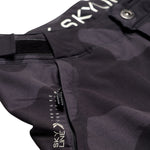 Skyline Short Shell Scrubland Carbon