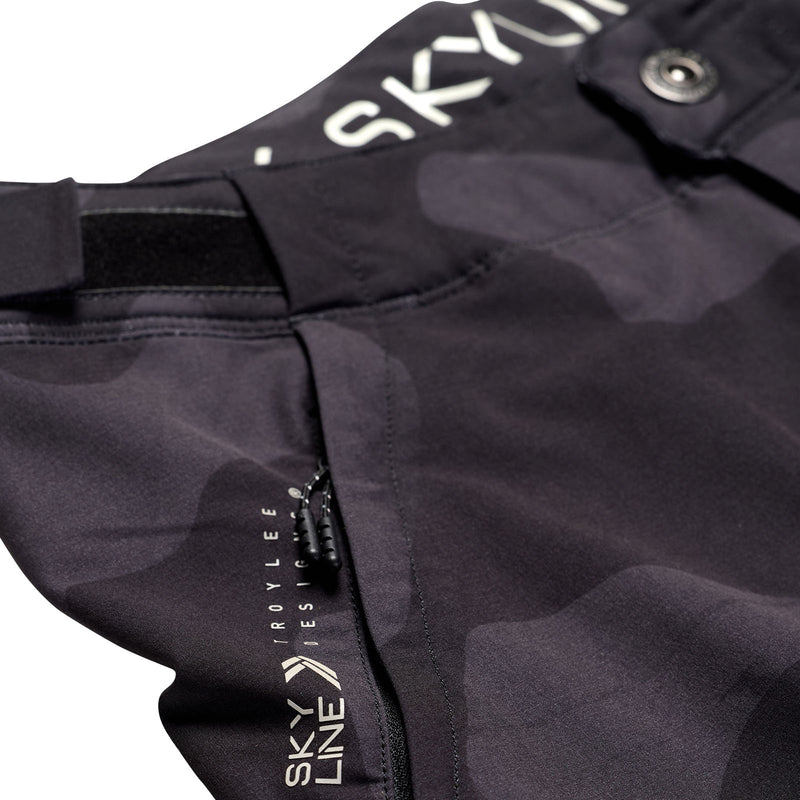 Skyline Short Shell Scrubland Carbon