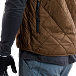 Ruckus Ride Vest Mono Chocolate