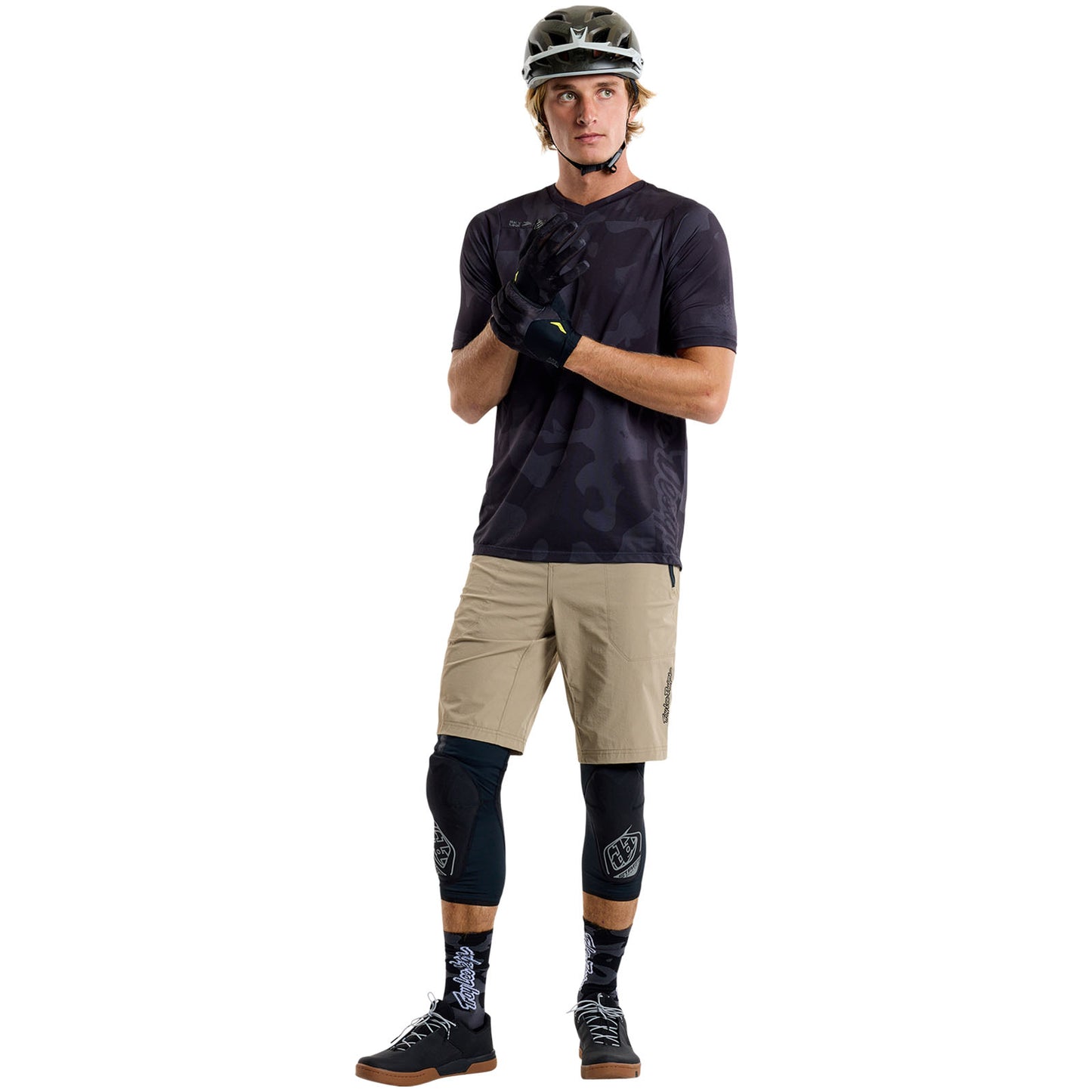 Skyline Short Shell Mono Timber