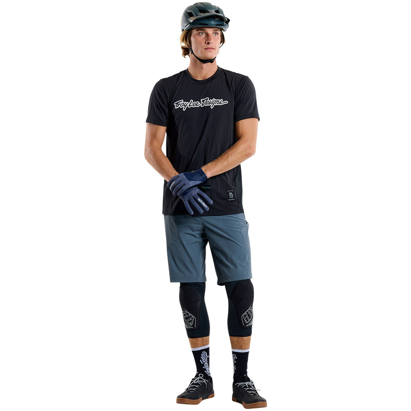 Skyline Trail Short Shell Mono Steel Blue