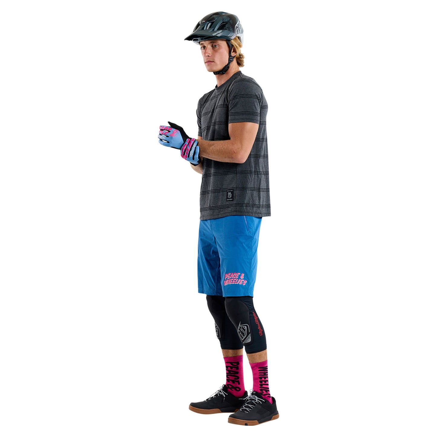 Short Skyline Trail avec doublure, couleur cobalt délavé