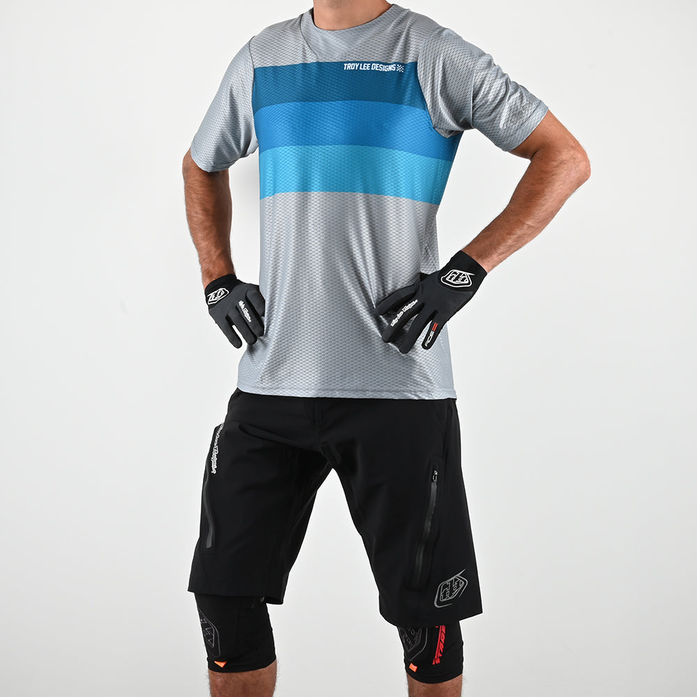 TROY LEE DESIGNS shorts　ビブ付属 Resist Short No Liner Solid Black – Troy Lee Designs