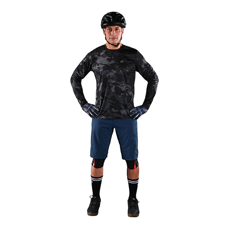 Flowline Short Shell No Liner Solid Blue