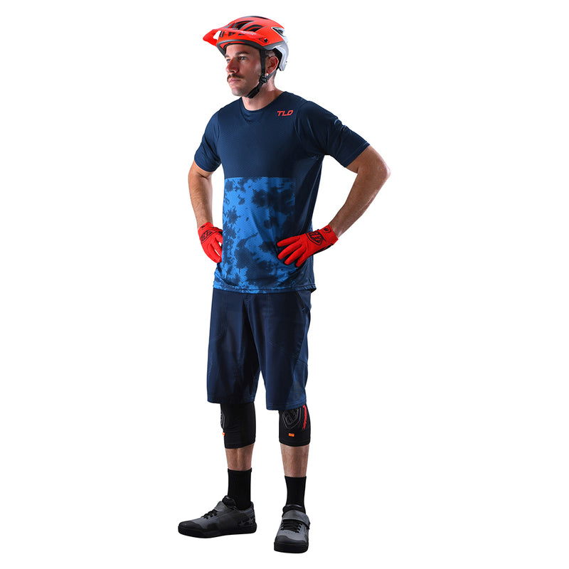 Short Skyline avec doublure bleu marine uni